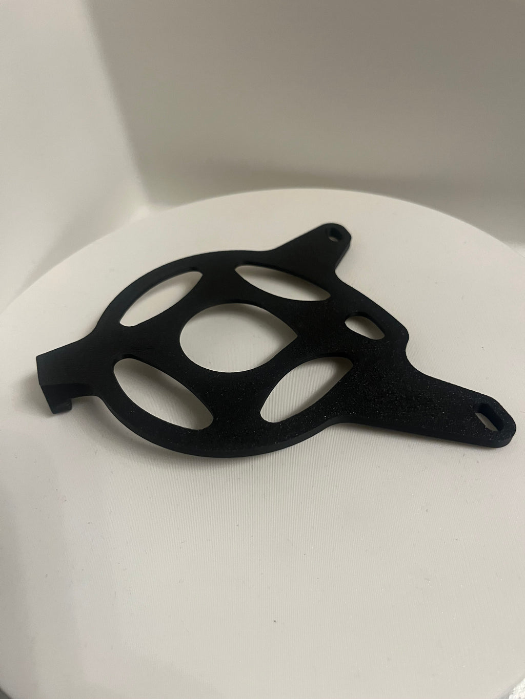 Tuttio motor cover